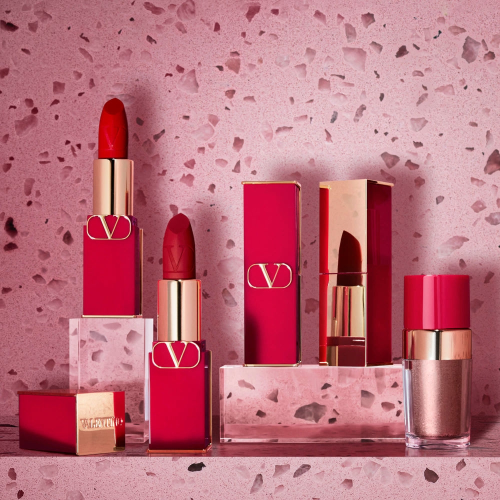 LIP MAKEUP