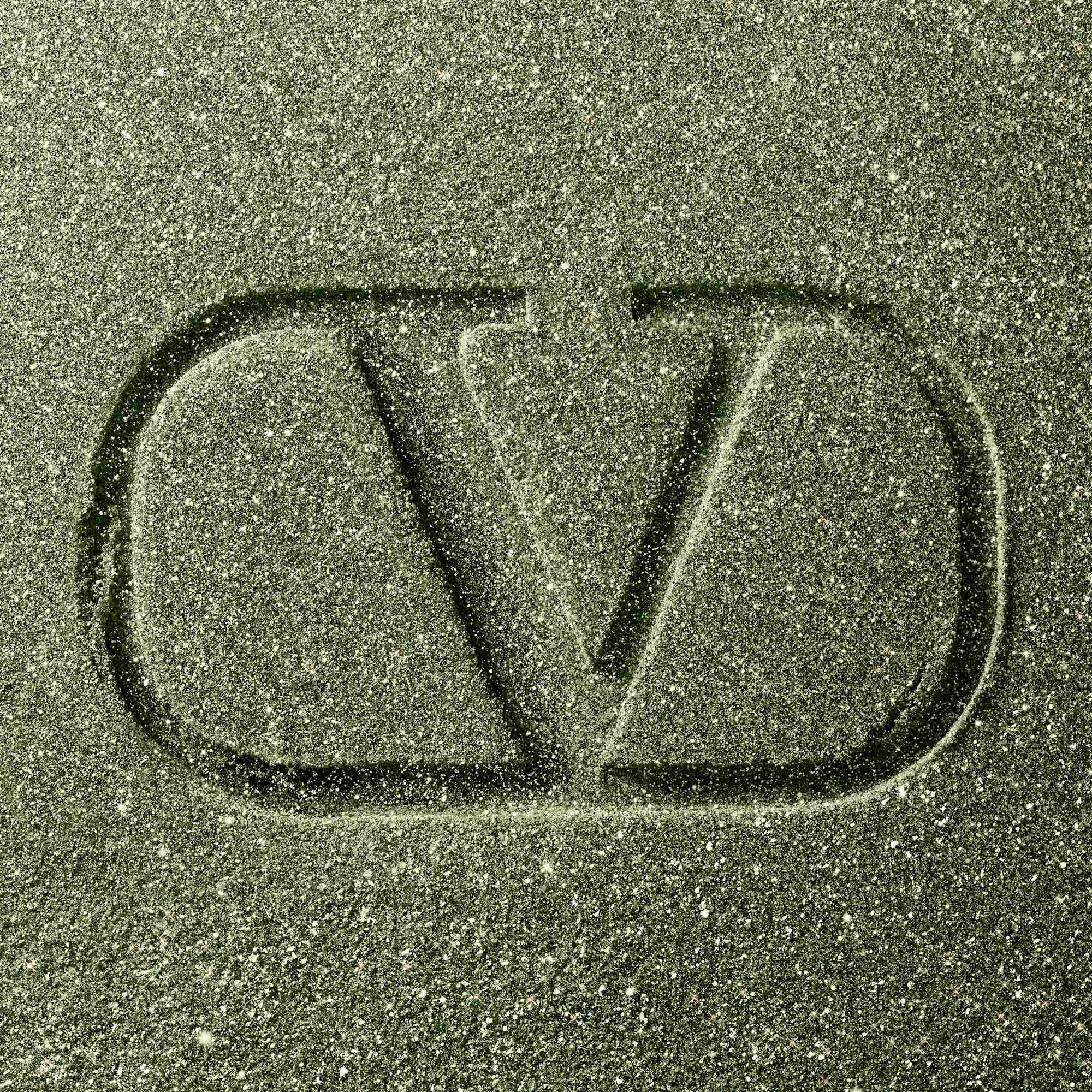 Valentino-Dreamdust-Eye-Glitter-3-3614273230711-Texture2