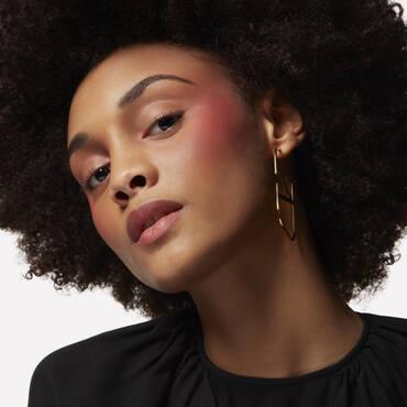 Valentino-Eye2Cheek-Blush-Eye-Powder-Hydrid-T05-3614273230322-Wearable2