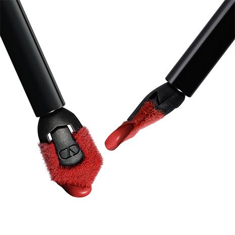 LIQUIROSSO V-SHAPED TIP_Liquick Lipstick_Valentino Beauty HK 